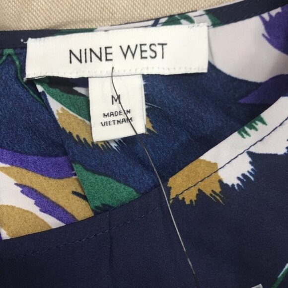 Nine West Floral-Print Pleated Blouse - Picture 3 of 5